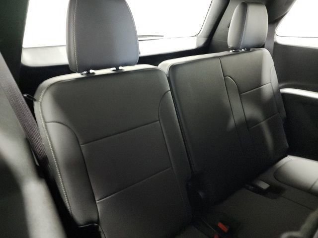 Used 2023 Chevrolet Traverse LT w/ LT Premium Package image 20