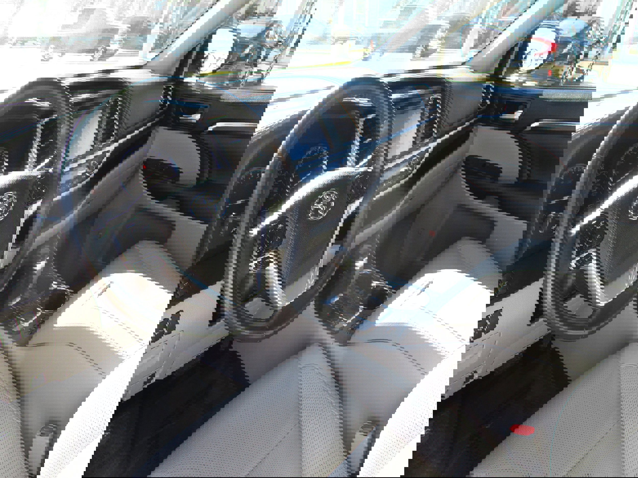 Used 2016 Toyota Highlander Limited image 15