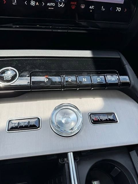 New 2026 Lincoln Navigator L Reserve w/ Jet Appearance Package AWD/4WD image 14