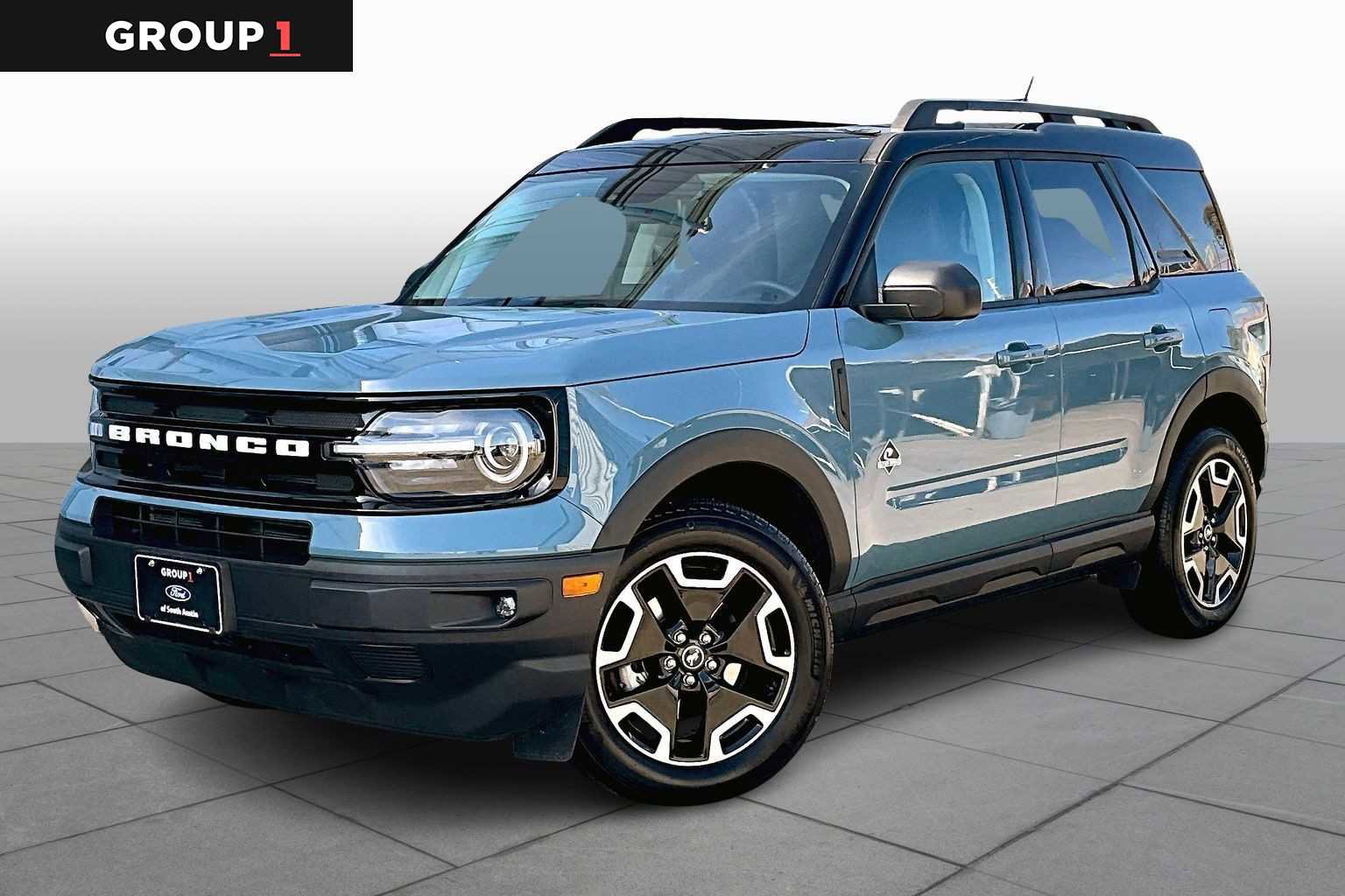 Used 2022 Ford Bronco Sport Outer Banks w/ Tech Package image 1