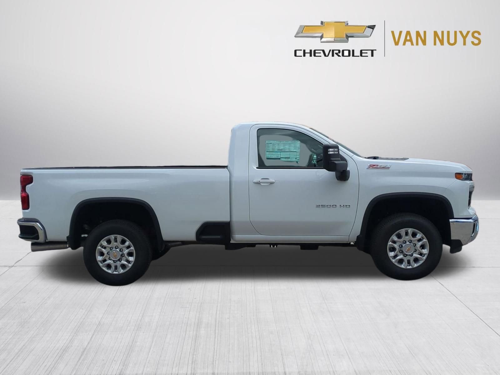 New 2025 Chevrolet Silverado 2500 LT AWD/4WD image 3