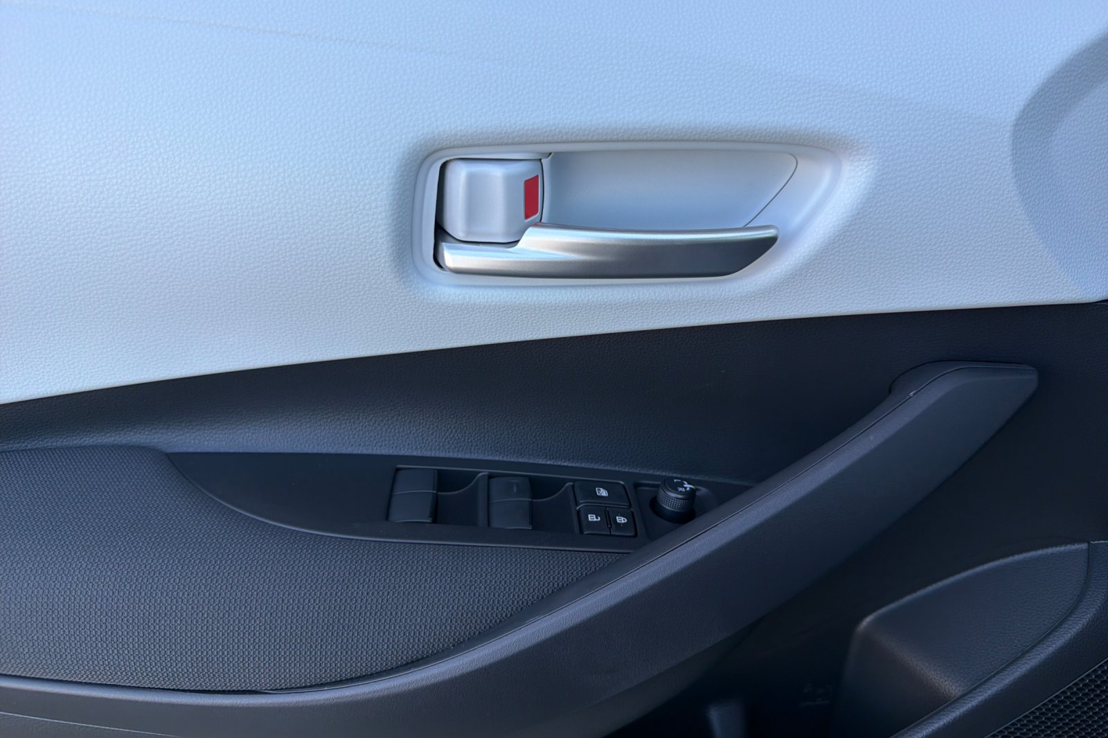 New 2027 Toyota Corolla SE FWD image 11