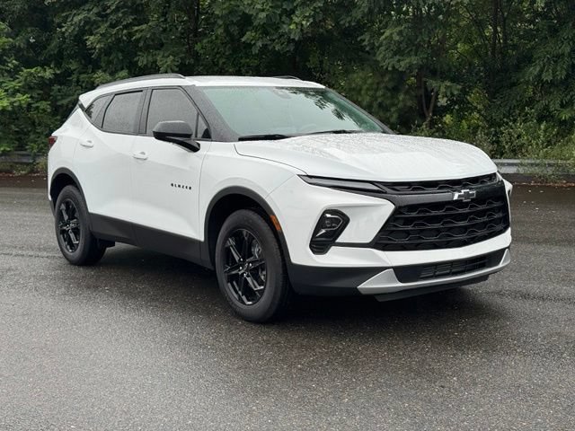 New 2026 Chevrolet Blazer LT w/ Convenience Package AWD/4WD image 9
