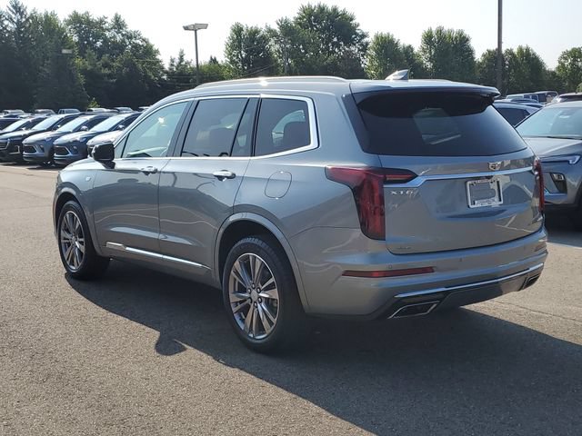 Used 2024 Cadillac XT6 Premium Luxury w/ LPO, Floor Liner Package AWD/4WD image 5