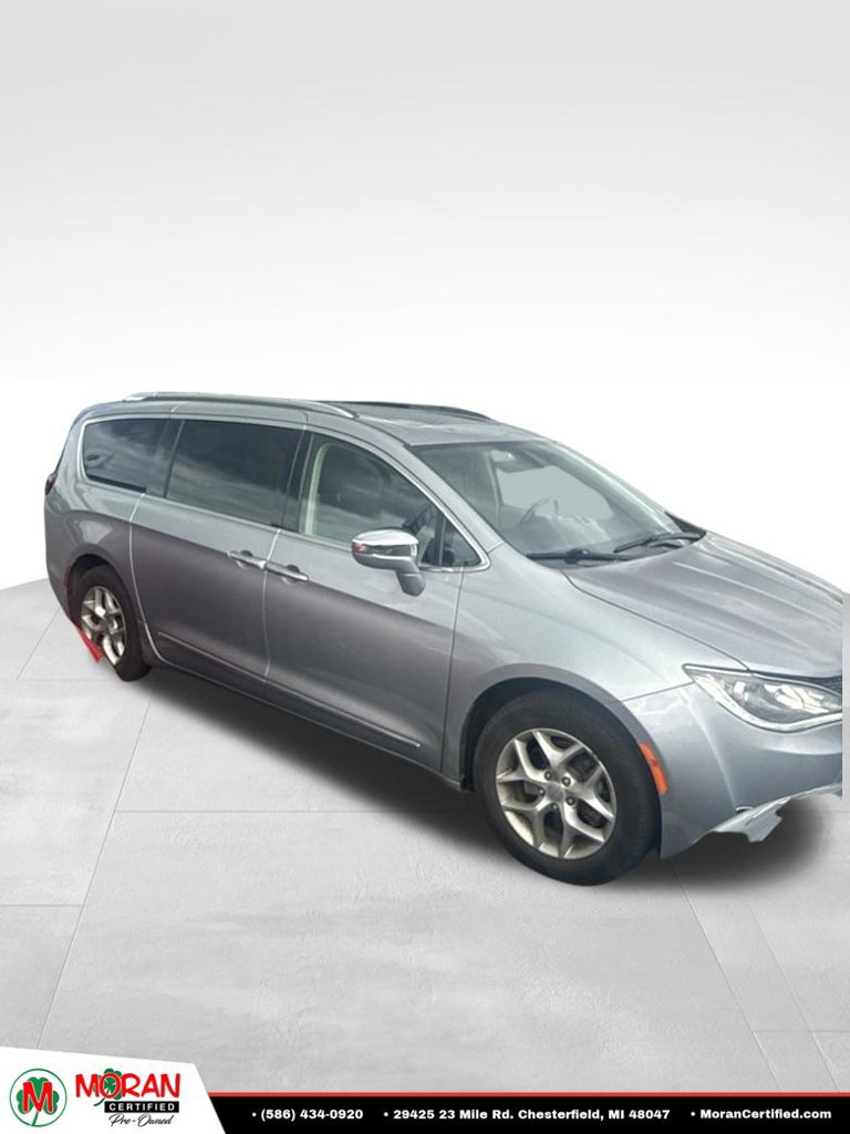 Used 2020 Chrysler Pacifica Limited FWD image 8