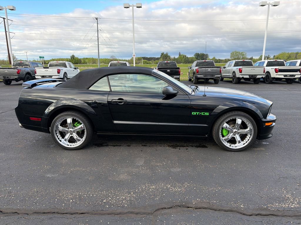 Used 2008 Ford Mustang GT RWD image 6