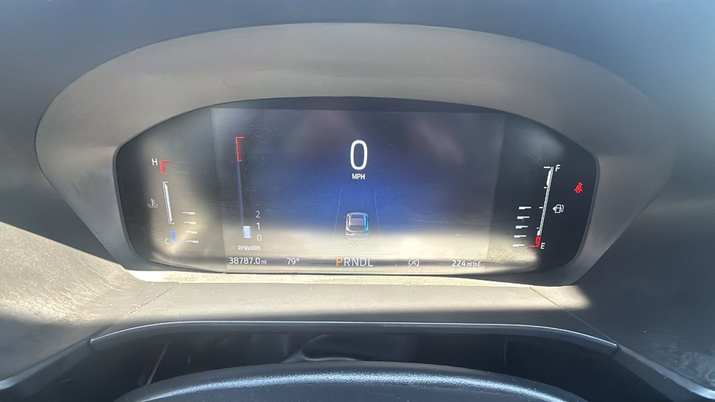 Used 2024 Ford Escape ST-Line image 18