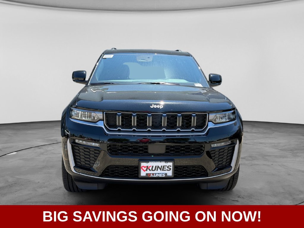New 2026 Jeep Grand Cherokee Limited AWD/4WD image 2