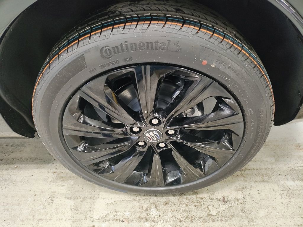 New 2026 Buick Envista Sport Touring w/ Studio Series image 21
