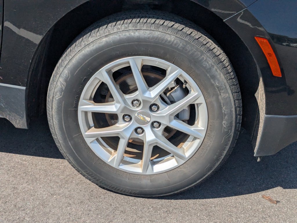 Used 2024 Chevrolet Equinox LT AWD/4WD image 11