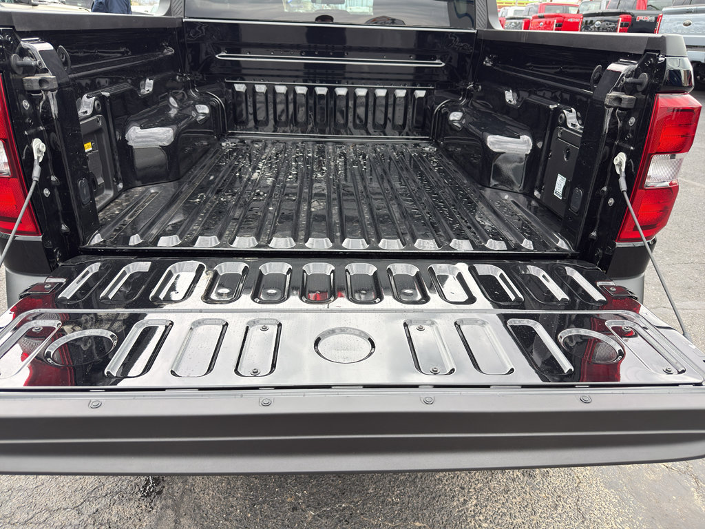 New 2026 Ford Maverick XLT w/ XLT Luxury Package AWD/4WD image 26