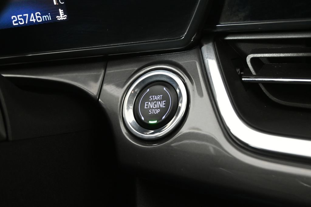 Used 2024 Chevrolet Trax ACTIV w/ Driver Confidence Package FWD image 29