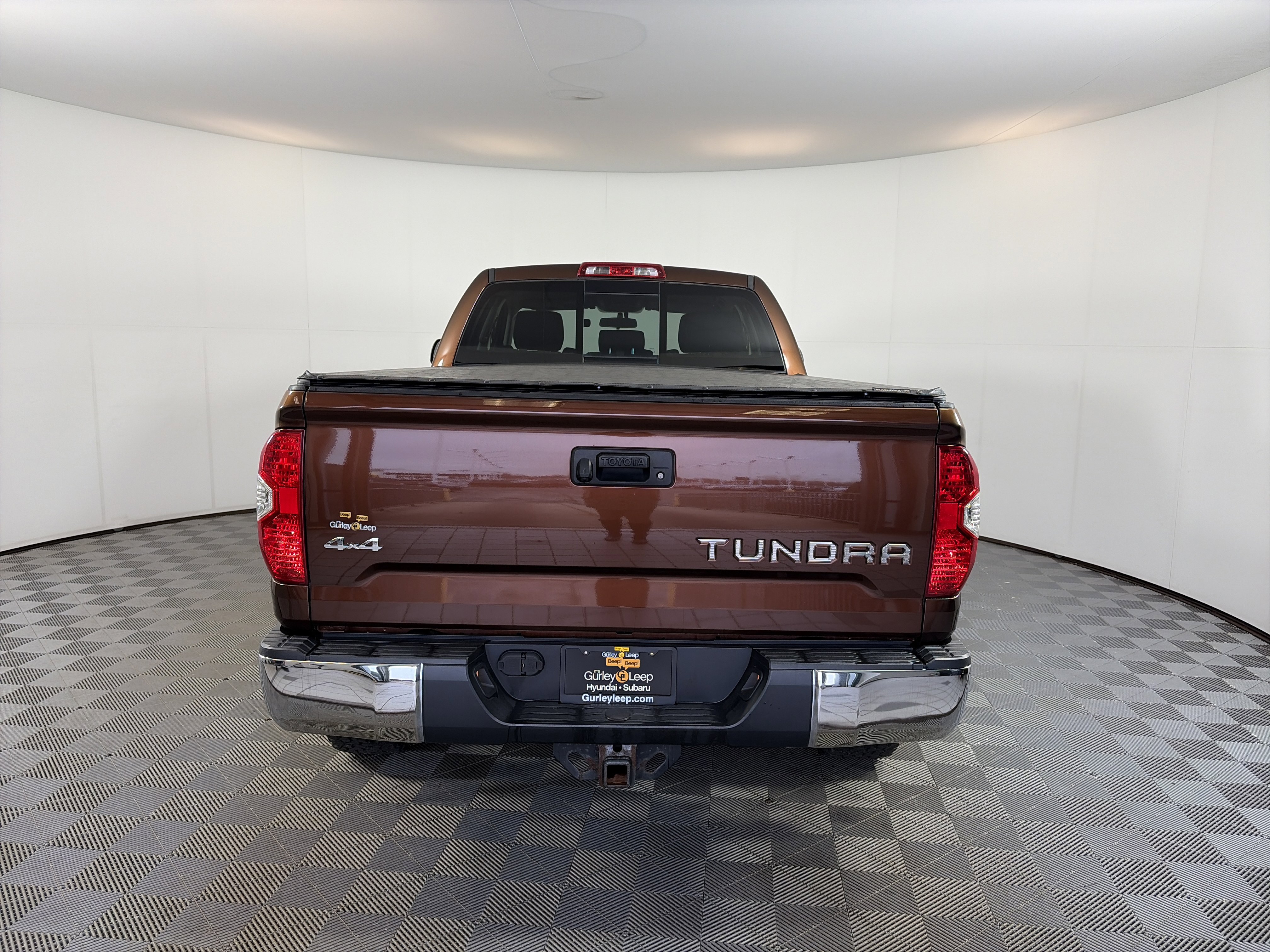 Used 2017 Toyota Tundra SR5 image 9