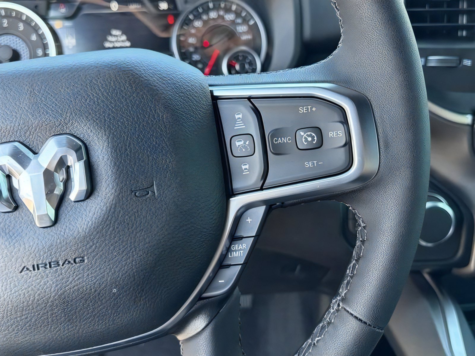 New 2026 RAM 1500 Big Horn AWD/4WD image 19