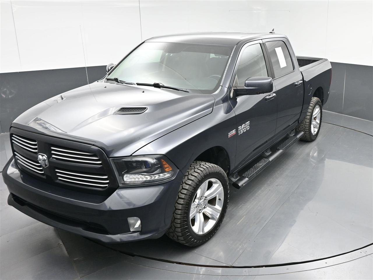 Used 2015 RAM 1500 Sport w/ Convenience Group AWD/4WD image 21
