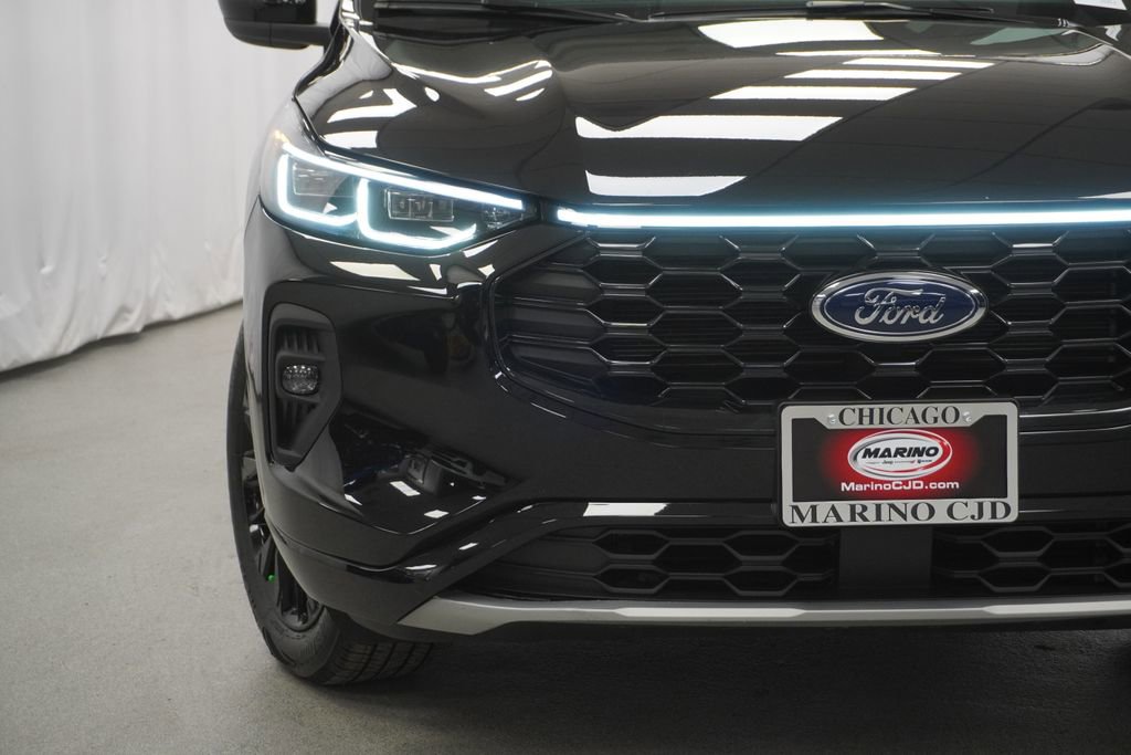 Used 2025 Ford Escape ST-Line Elite image 7