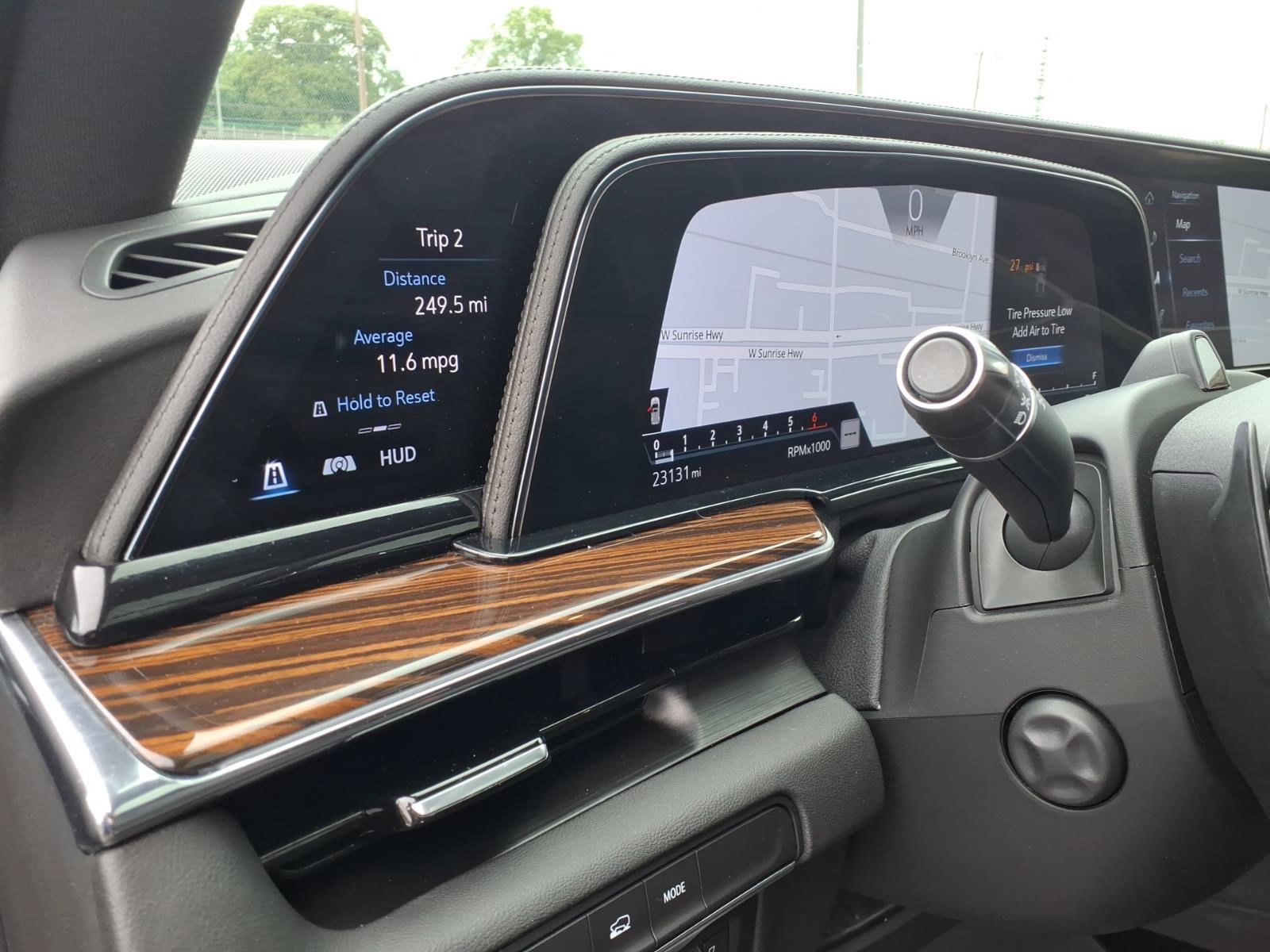 Certified 2023 Cadillac Escalade Premium Luxury w/ LPO, Floor Liner Package AWD/4WD image 28