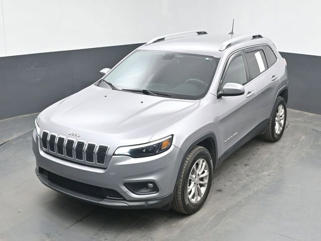 Used 2019 Jeep Cherokee Latitude w/ Cold Weather Group AWD/4WD image 15