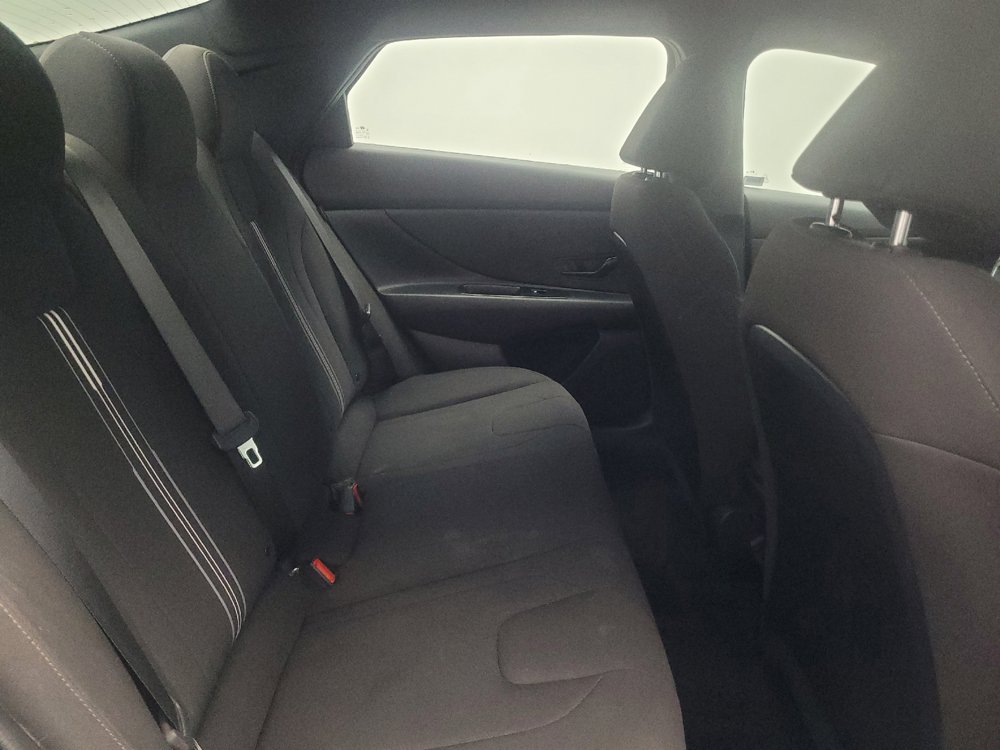 Used 2025 Hyundai Elantra Sport w/ Cargo Package FWD image 19