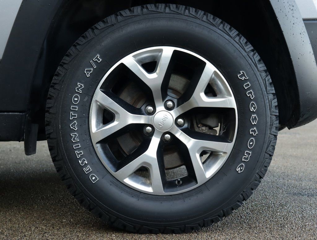 Used 2018 Jeep Cherokee Trailhawk w/ Comfort/Convenience Group image 42