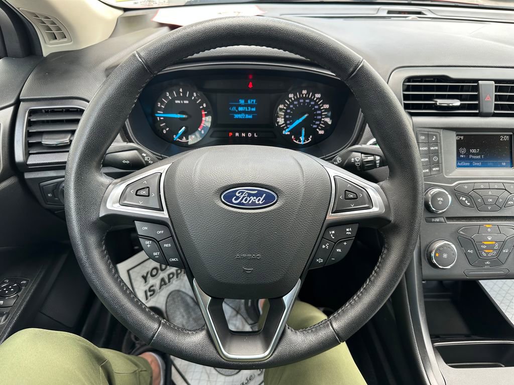 Used 2018 Ford Fusion S w/ Equipment Group 101A FWD image 2