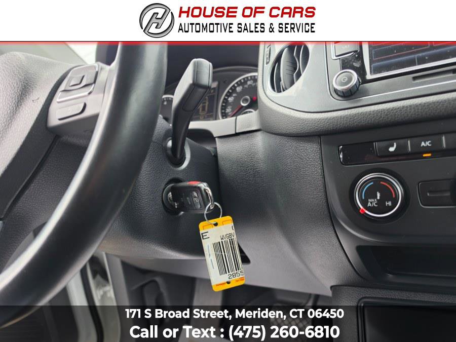 Used 2015 Volkswagen Tiguan S AWD/4WD image 30