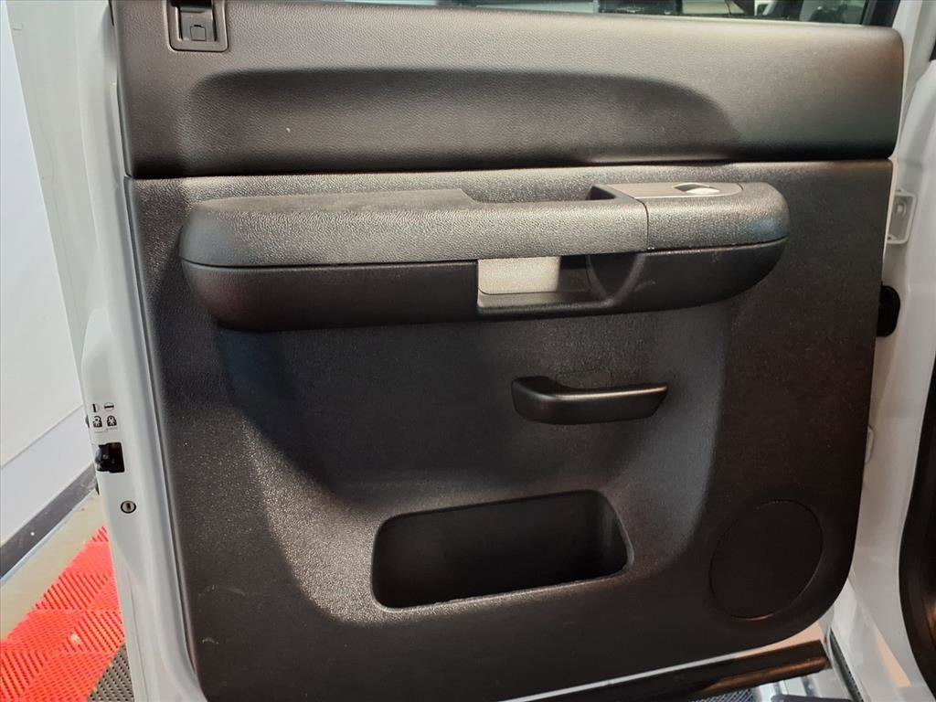 Used 2012 GMC Sierra 2500 SLE w/ SLE Preferred Package image 14