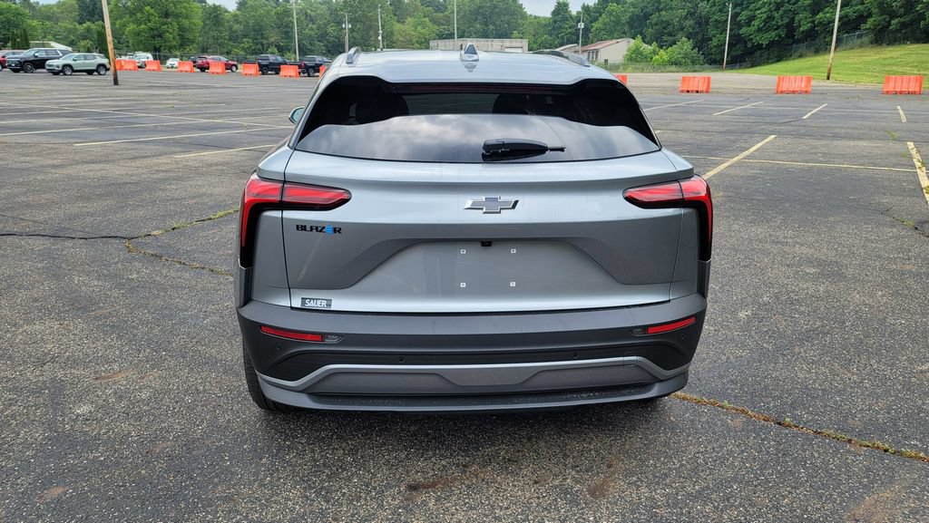 New 2025 Chevrolet Blazer EV LT FWD image 11