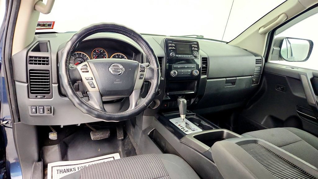 Used 2014 Nissan Titan SV w/ SV Value Truck Package AWD/4WD image 12