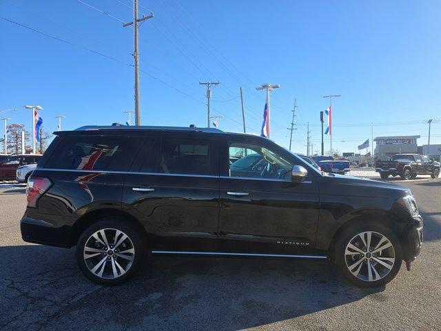 Used 2021 Ford Expedition Platinum image 4