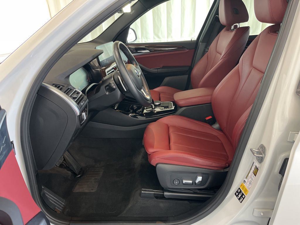 Used 2022 BMW X3 xDrive30i w/ Premium Package 2 AWD/4WD image 4