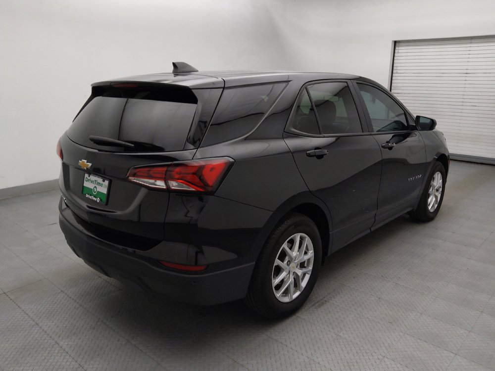 Used 2024 Chevrolet Equinox LS w/ LS Convenience Package FWD image 9