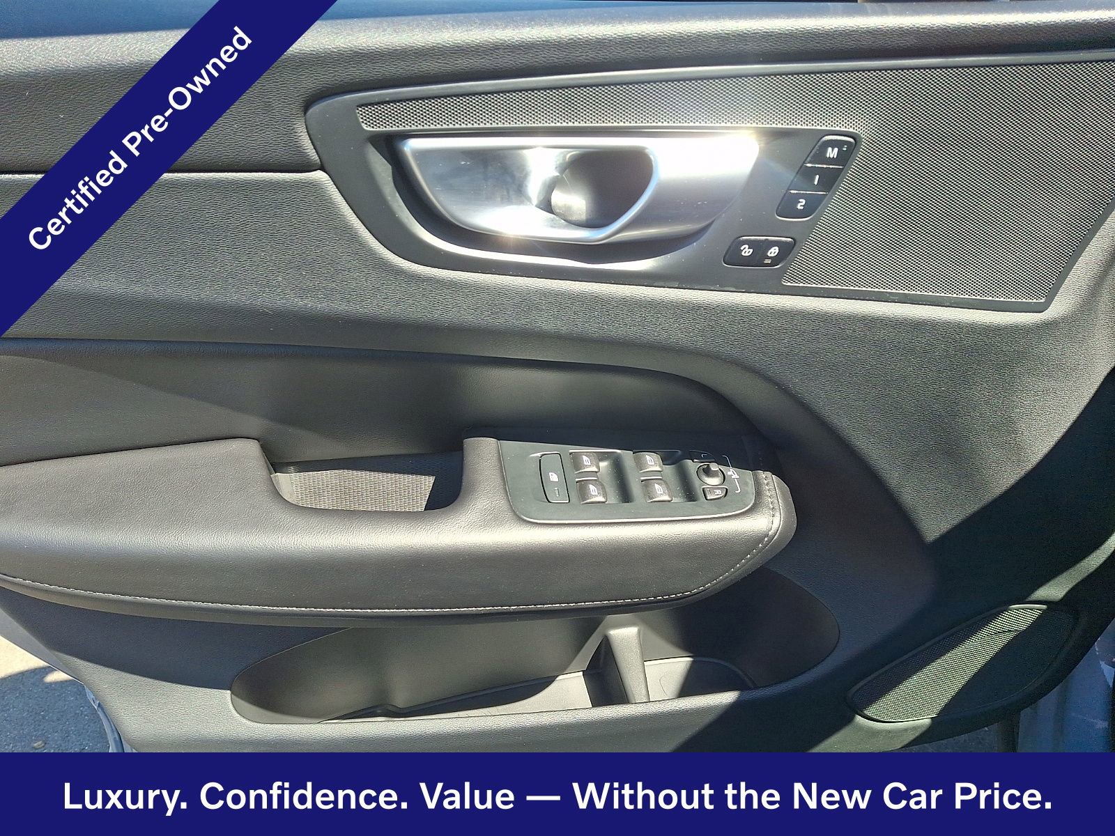 Certified 2024 Volvo XC60 B5 Core w/ Climate Package AWD/4WD image 13
