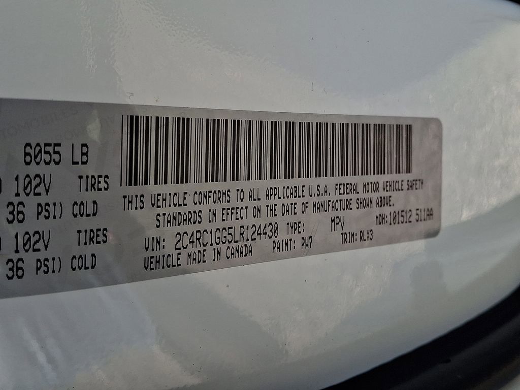 Used 2020 Chrysler Pacifica Limited w/ Advanced Safetytec Group FWD image 30
