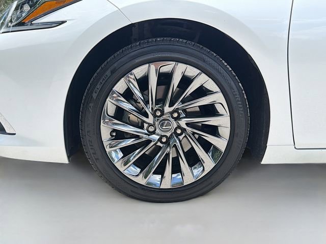 Used 2024 Lexus ES 300h w/ Technology Package FWD image 42