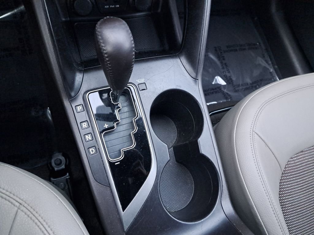 Used 2011 Hyundai Tucson GLS image 23