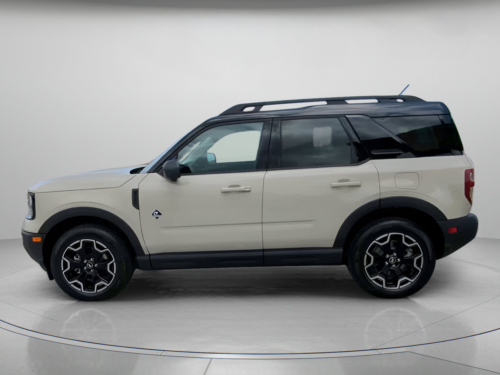 New 2025 Ford Bronco Sport Outer Banks w/ Outer Banks Tech Package+ AWD/4WD image 17