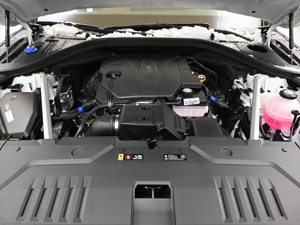 New 2026 Genesis GV70 2.5T Advanced image 9
