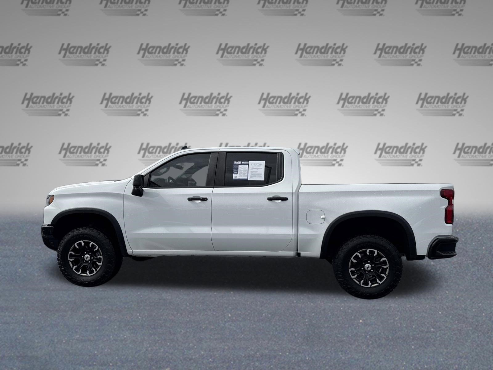 Used 2024 Chevrolet Silverado 1500 ZR2 w/ Technology Package image 7