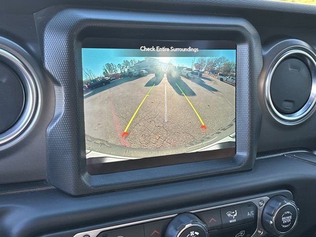 Used 2022 Jeep Wrangler Unlimited Rubicon 4xe image 35