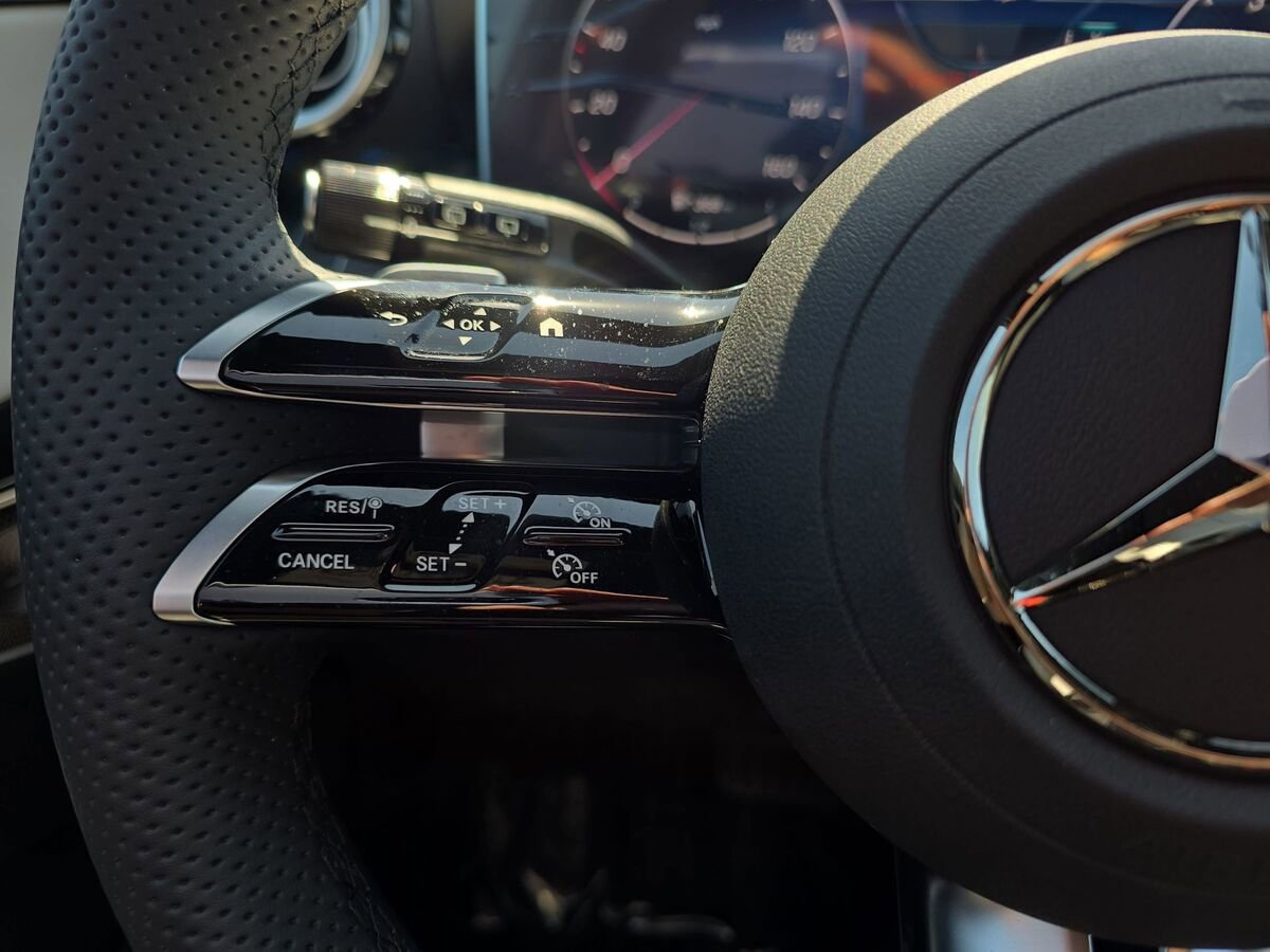 New 2026 Mercedes-Benz GLC 300 4MATIC image 17