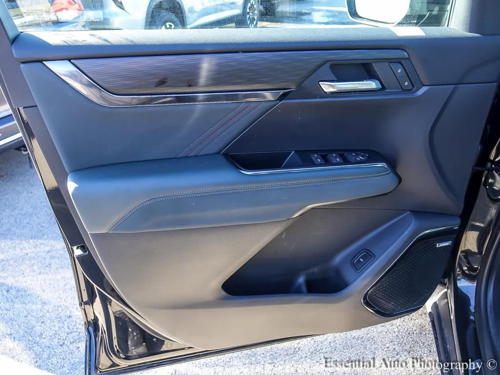 Used 2024 GMC Acadia AT4 w/ LPO, Floor Liner Package image 27