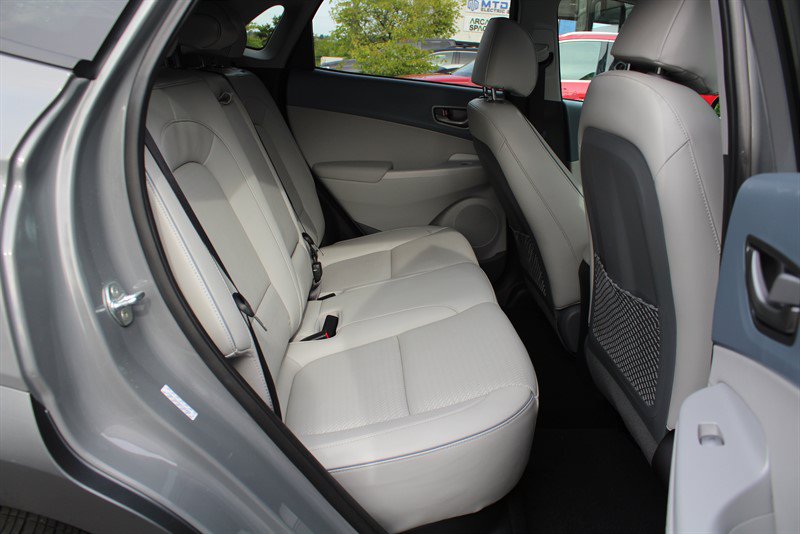 Used 2021 Hyundai Kona Limited FWD image 25