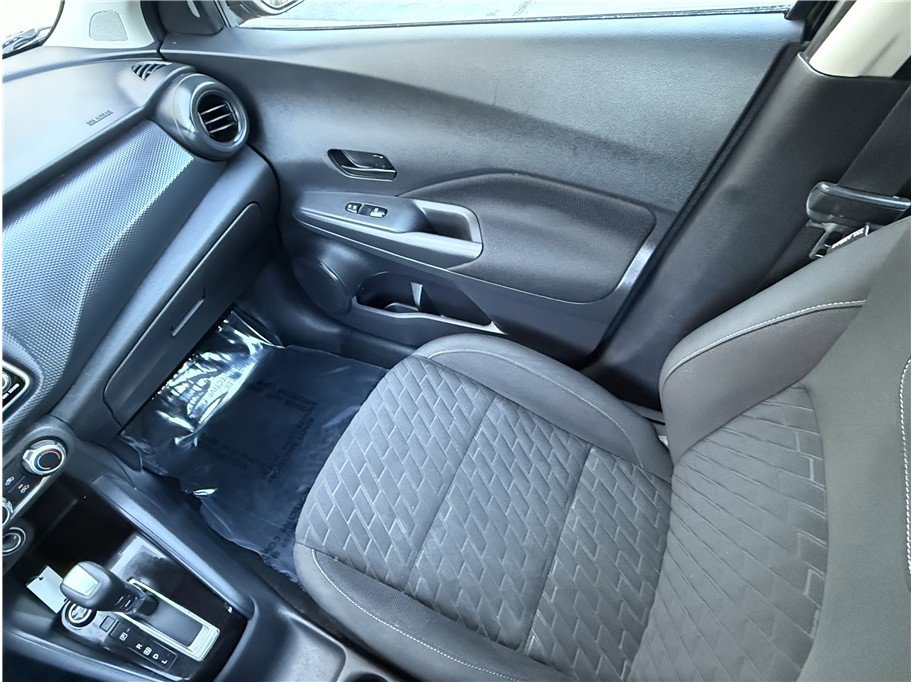 Used 2021 Nissan Kicks S image 9
