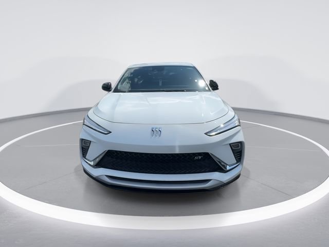 New 2026 Buick Envista Sport Touring w/ Convenience I Package FWD video 3