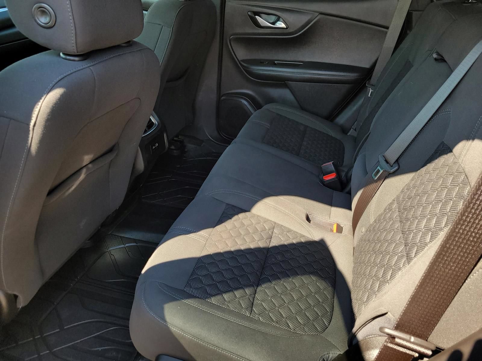 Used 2020 Chevrolet Blazer LT w/ LPO, Floor Liner Package FWD image 15