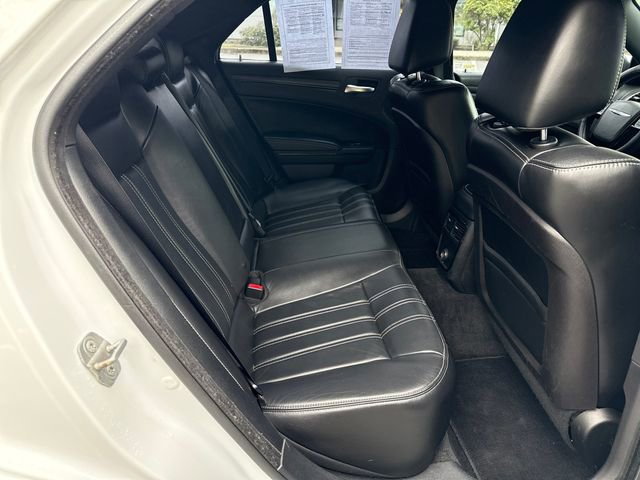 Used 2014 Chrysler 300 S image 10