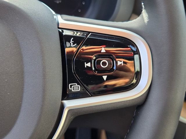 New 2026 Volvo XC60 T8 Plus w/ Climate Package image 27