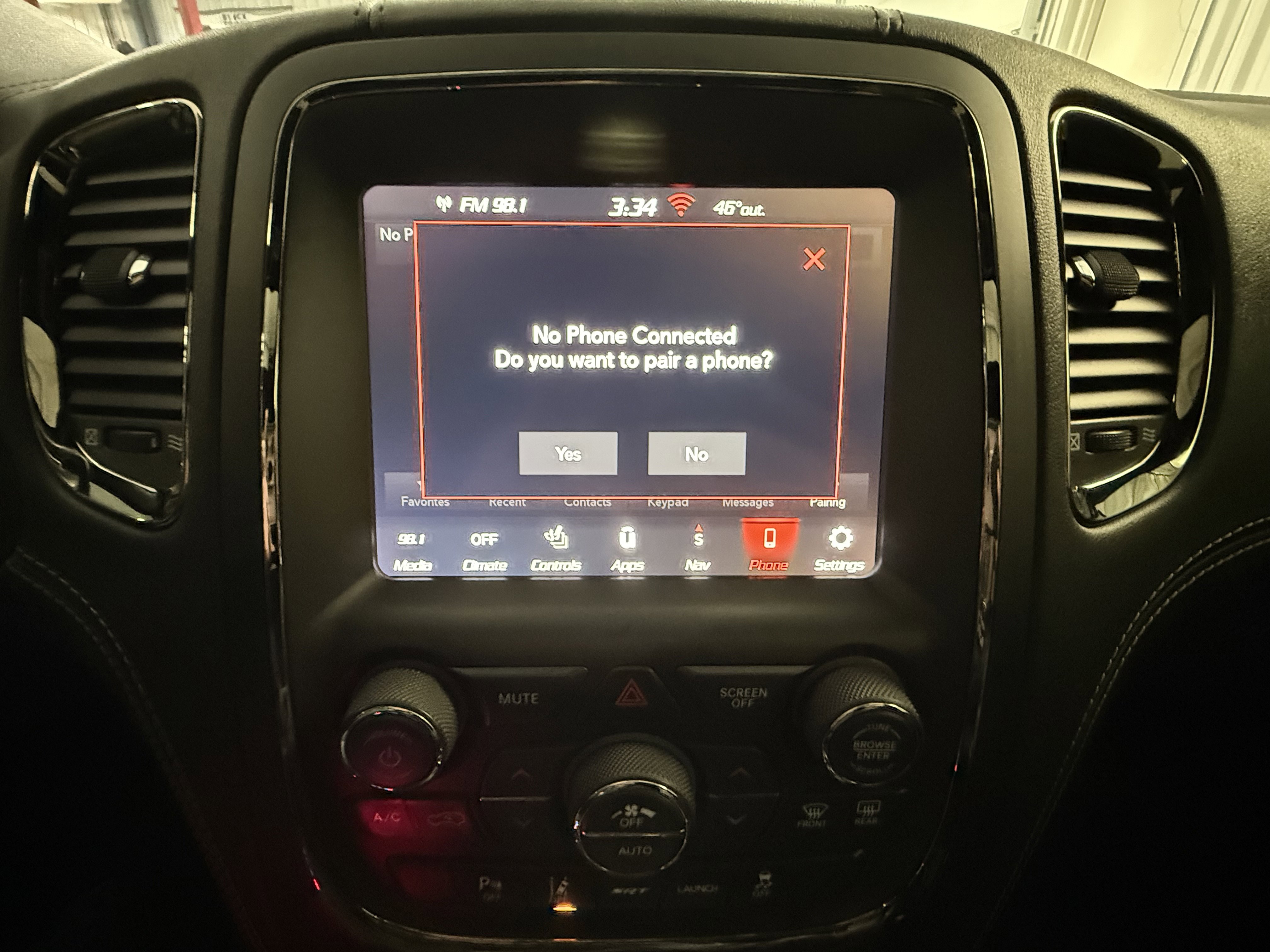 Used 2018 Dodge Durango SRT w/ SRT Interior Appearance Group image 36