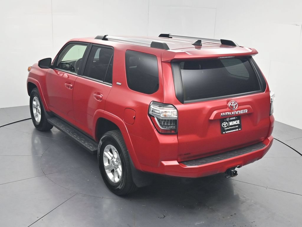 Used 2024 Toyota 4Runner SR5 AWD/4WD image 57